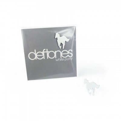 Значок Deftones - White Pony пин